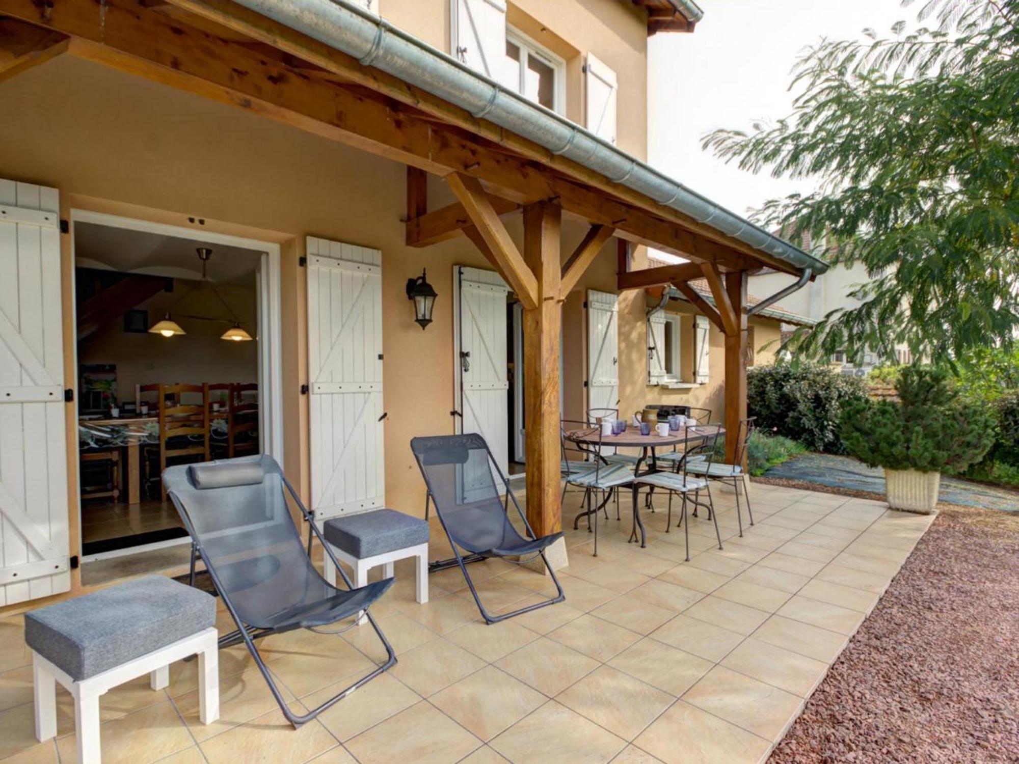 Gite Cosy Avec Poele, Terrasse Et Jardin Prive A Saint-Forgeux-Lespinasse - Fr-1-496-37 Dış mekan fotoğraf